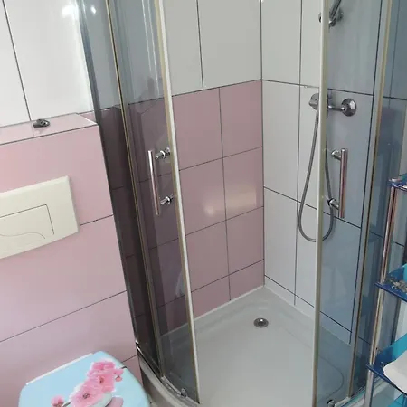 Am Fuer 4 Personen, Apartment Dziwnowek
